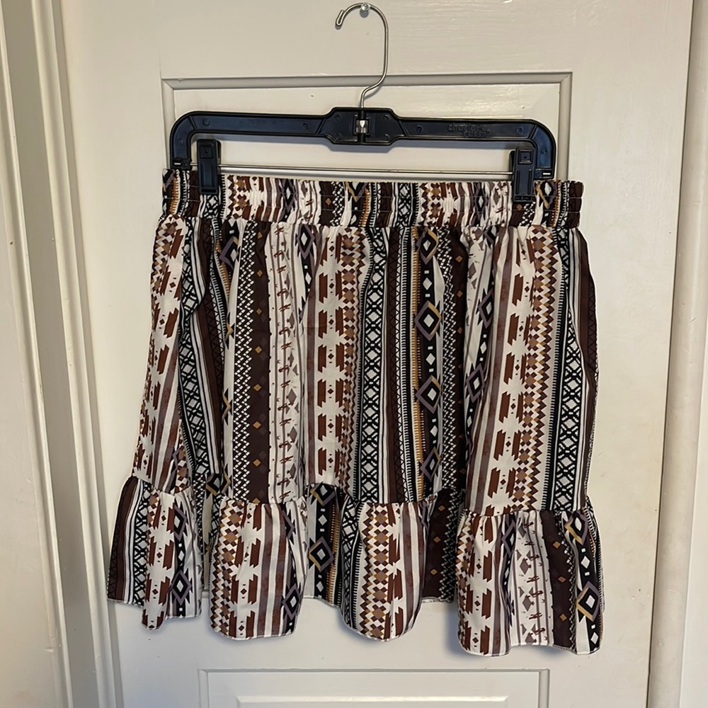 Skirt by SHEIN curve
